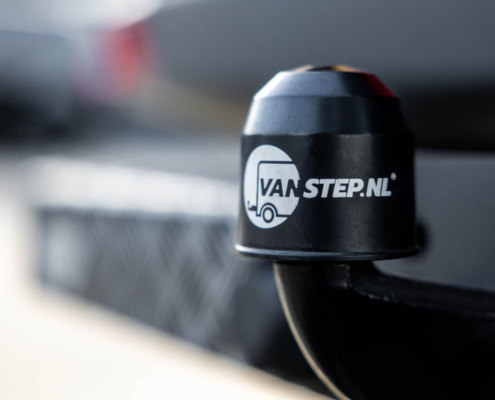 Garage Evers-67 Treeplank voor bedrijfsbus door Garage Evers in Ederveen